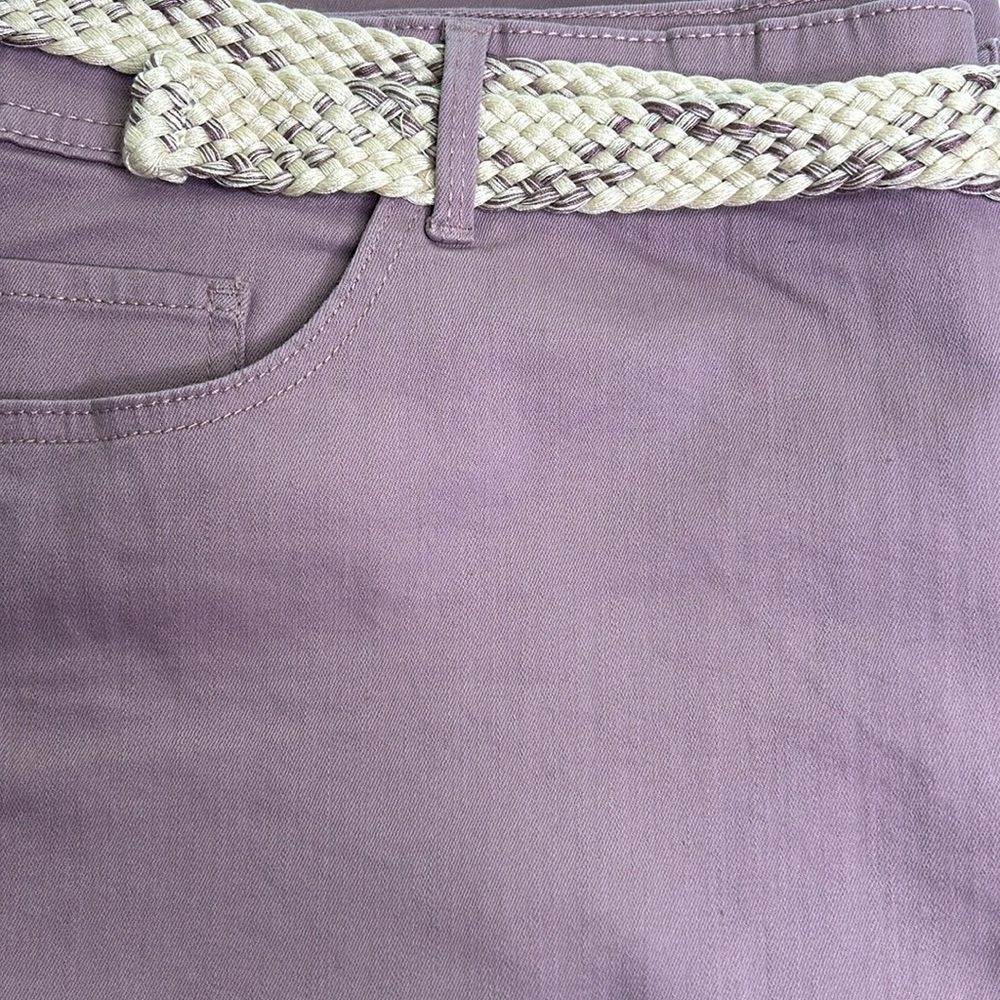 Gloria Vanderbilt Capri Pants - Picture 11 of 15